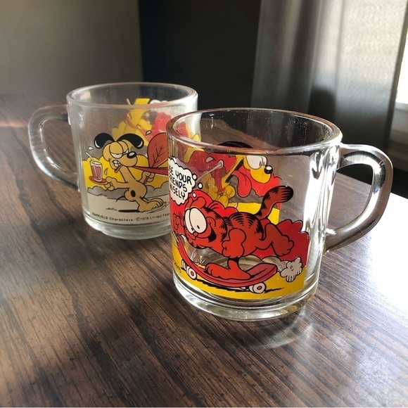 Vintage collectable McDonald's mugs set of 2 - Picture 4 of 10